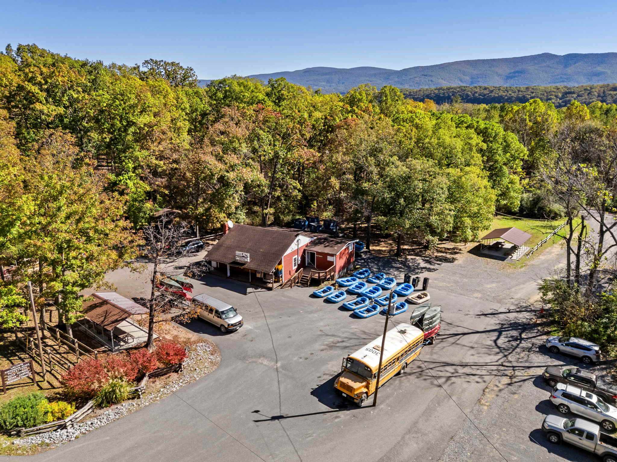 Luray Cabin w/Fireplace & Walk to River Adventures
