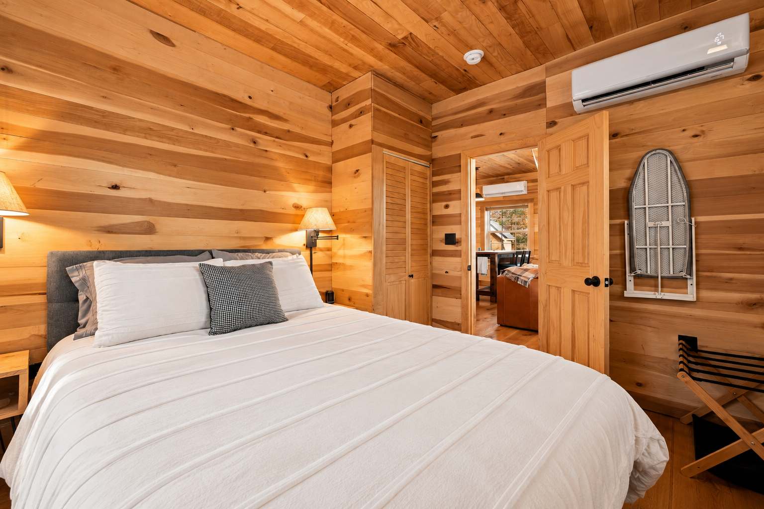 Luray Cabin w/Fireplace & Walk to River Adventures