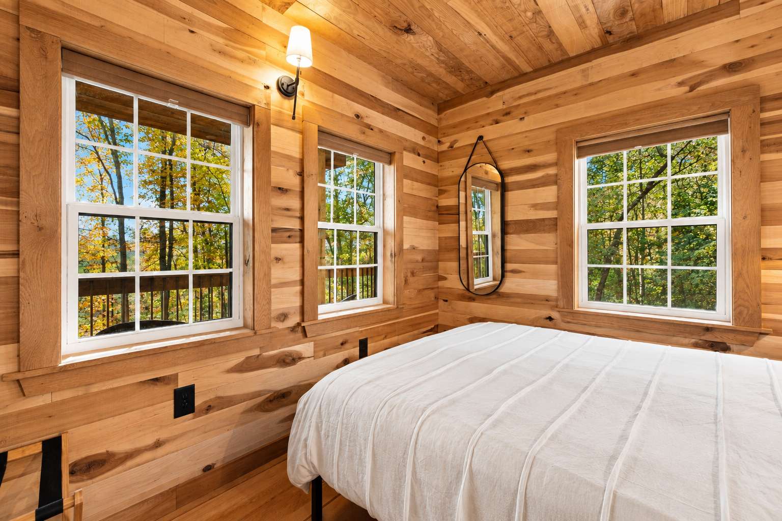 Luray Cabin w/Fireplace & Walk to River Adventures