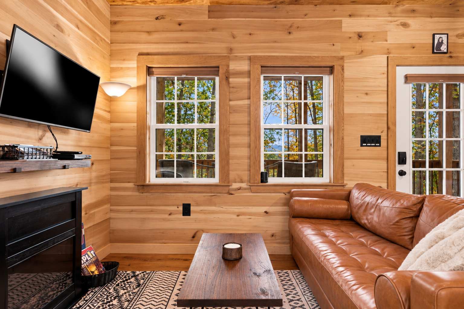 Luray Cabin w/Fireplace & Walk to River Adventures