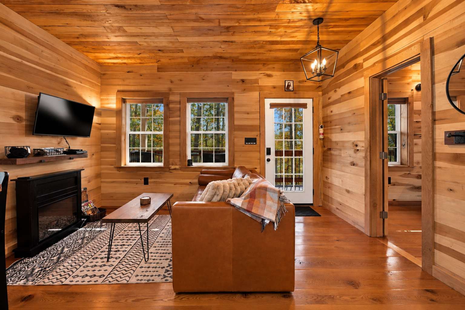 Luray Cabin w/Fireplace & Walk to River Adventures