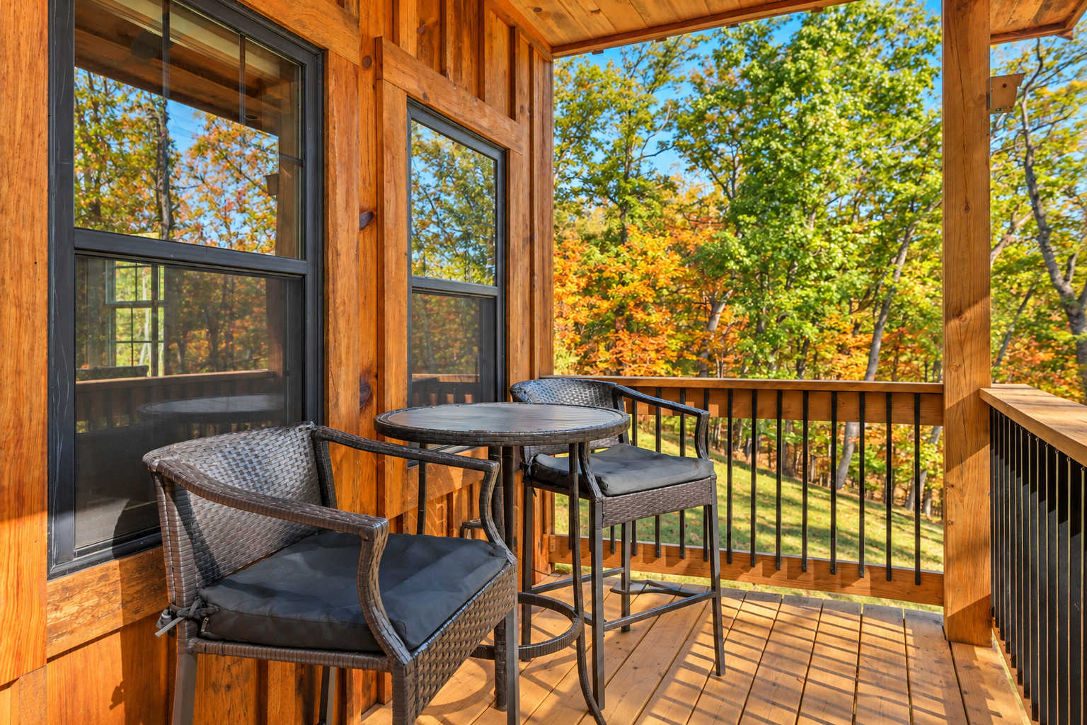 Luray Cabin w/Fireplace & Walk to River Adventures