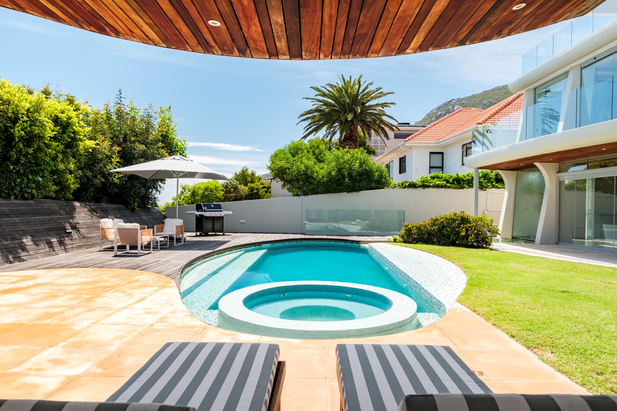 Camps Bay 4Bed Ocean View Pool Hot Tub Villa Lumen 9