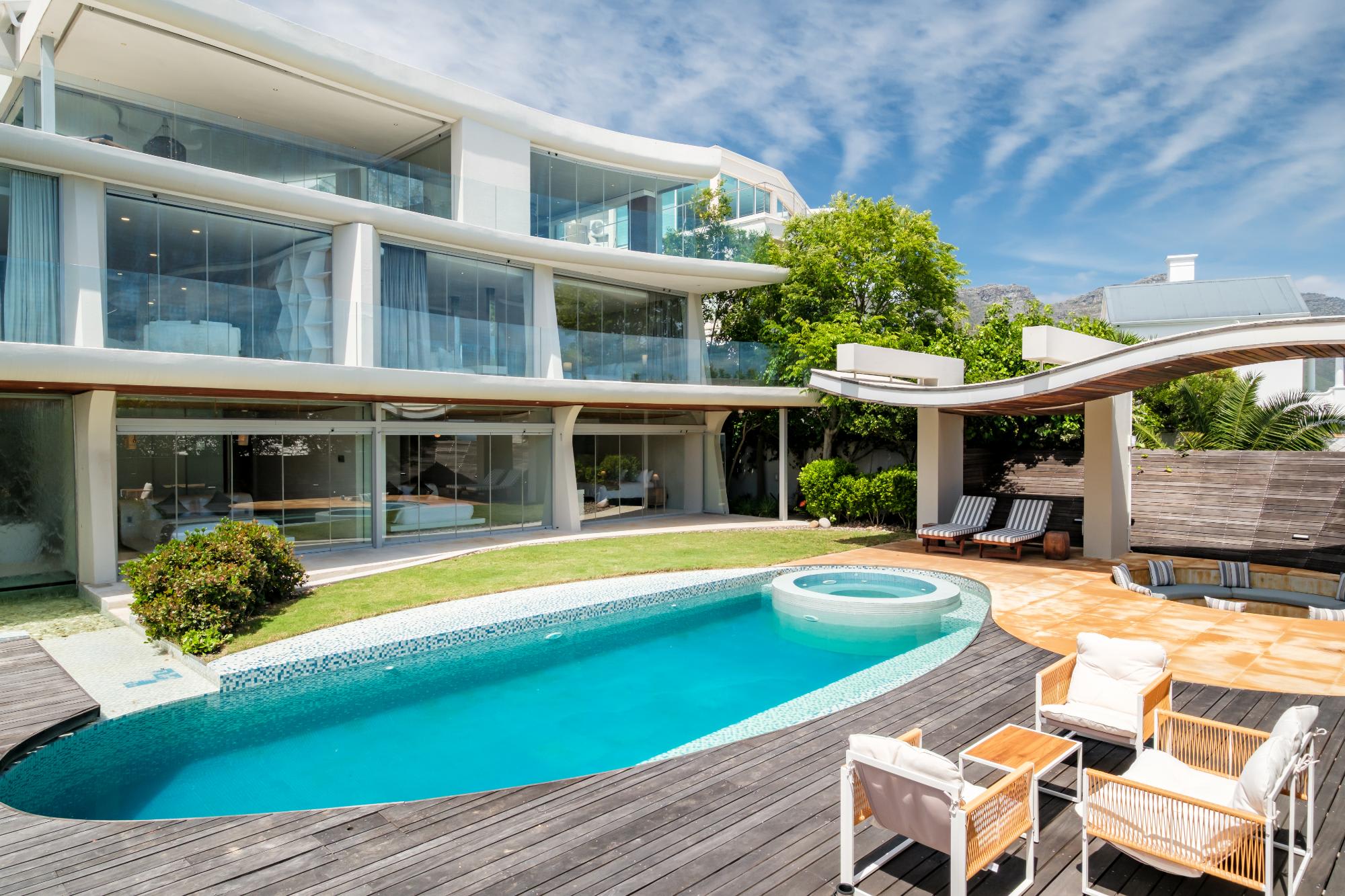 Camps Bay 4Bed Ocean View Pool Hot Tub Villa Lumen