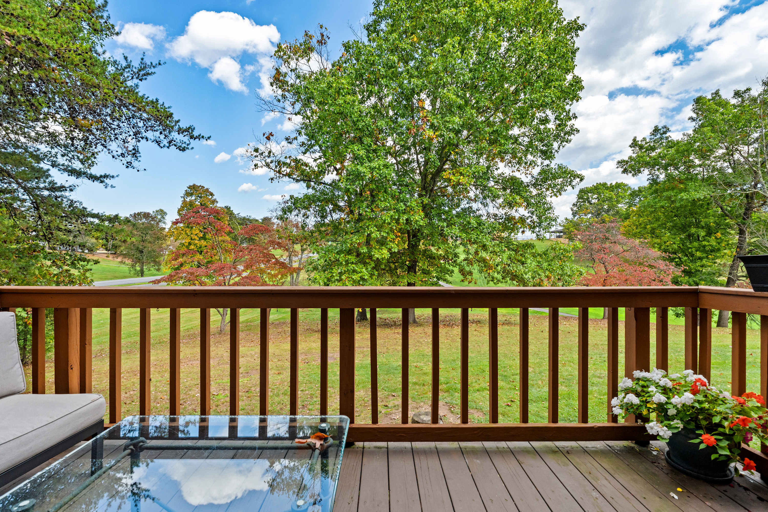 The Woods Resort wJacuzzi, 2 Decks Fireplace