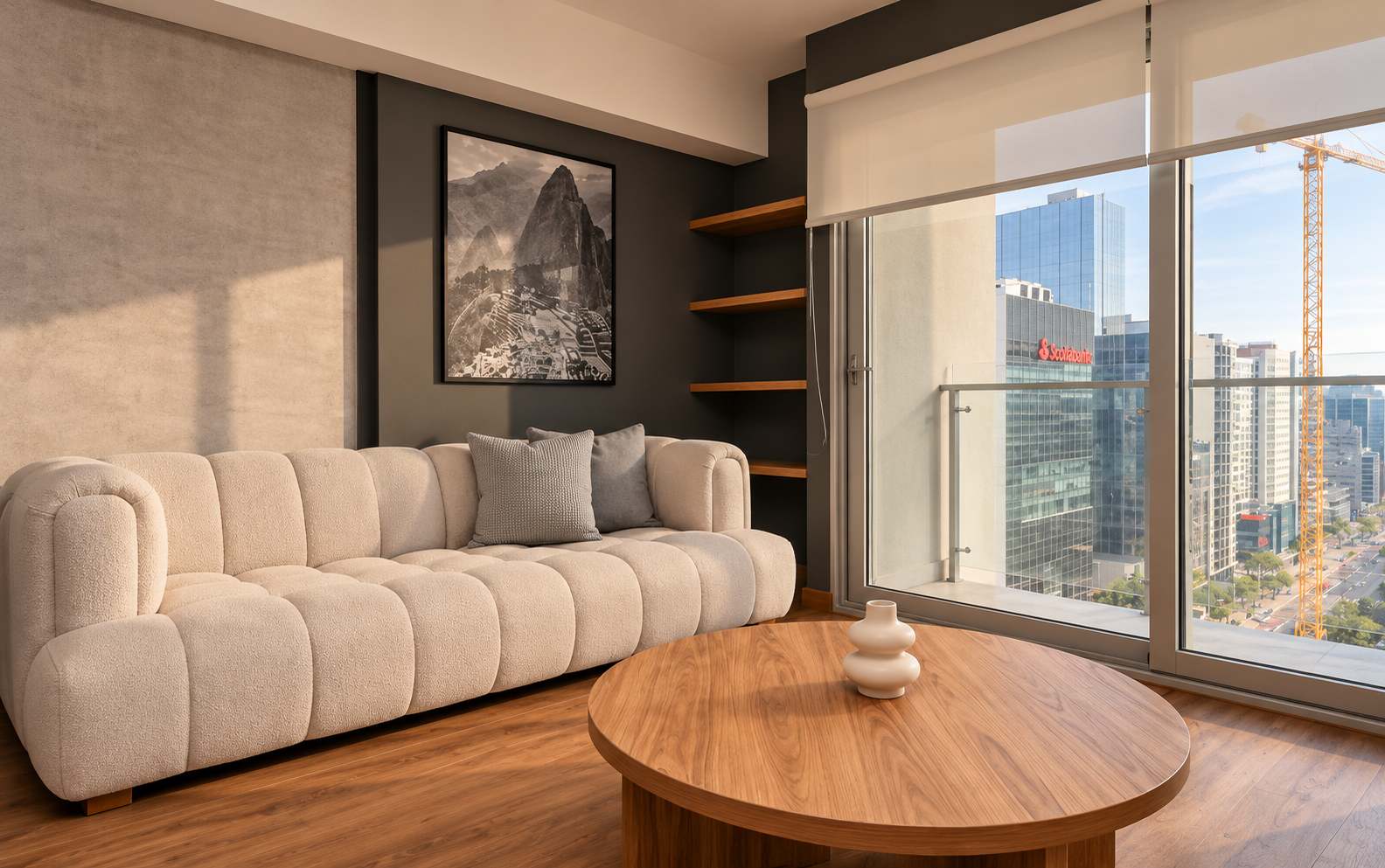 Geko | Elegant 1BR w/ Pool near Financial District — San Isidro, Lima region — vacation rental