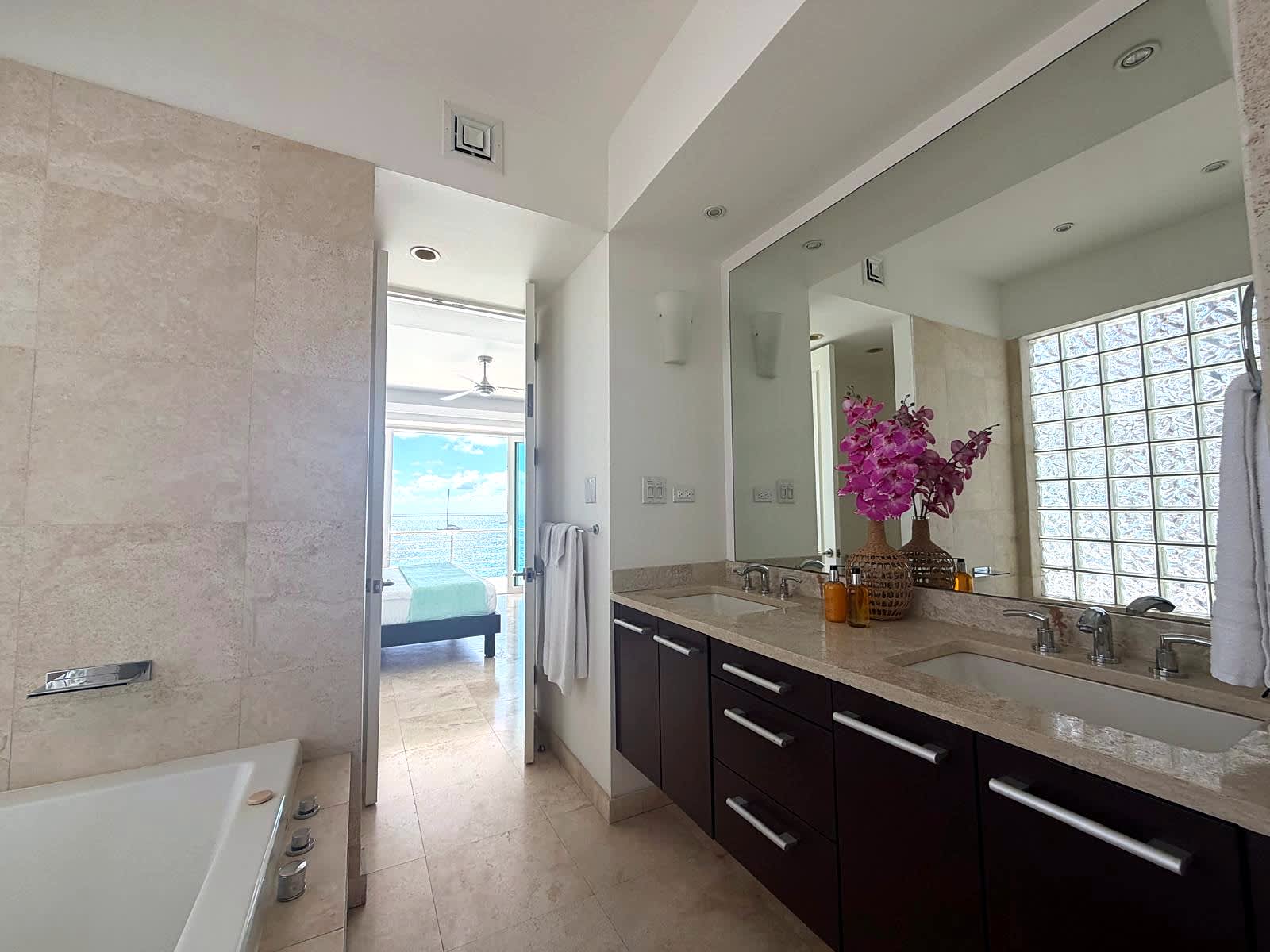 SeaLotus 2BR Beachfront Condo at Aqualina · Simpson Bay | SeaLaVie SXM — photo 15