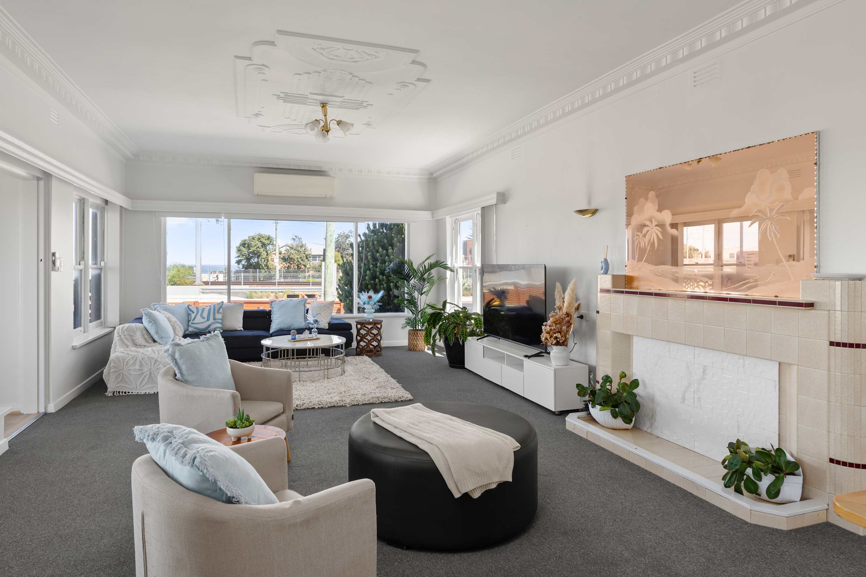 River & Bay Bonbeach – Walk to Beach