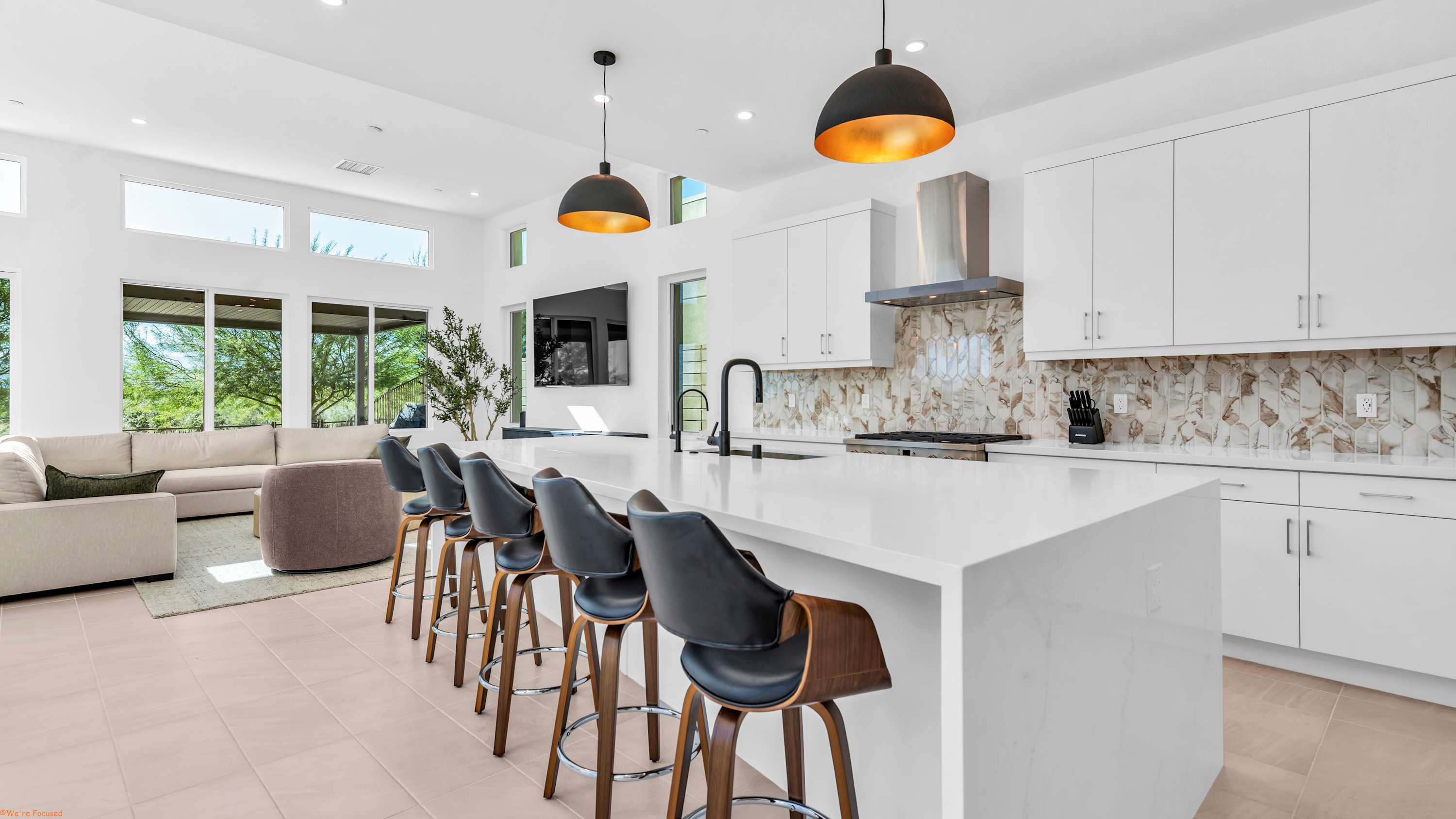 The open kitchen is well equipped for an unforgettable getaway​
