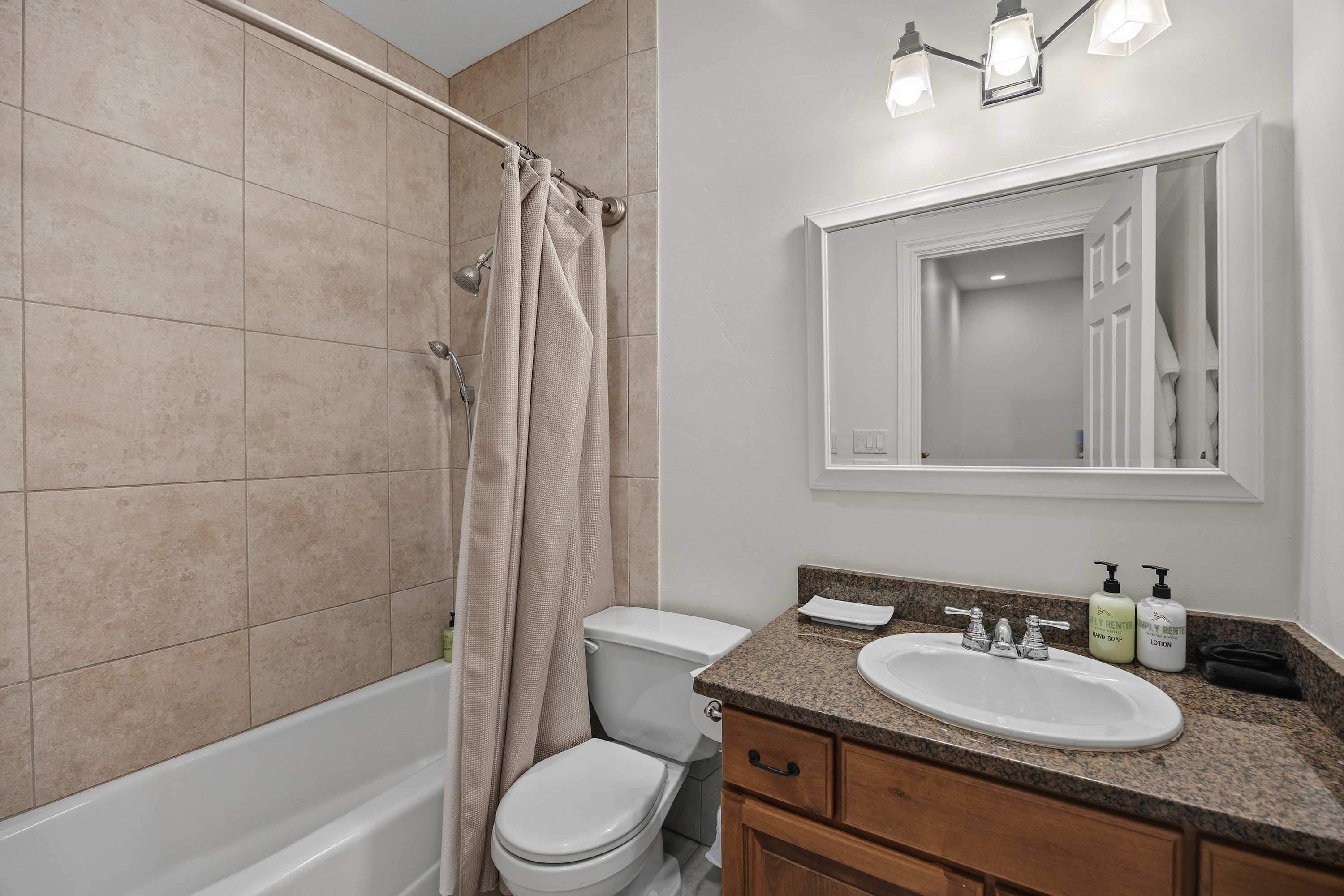Full Bathroom