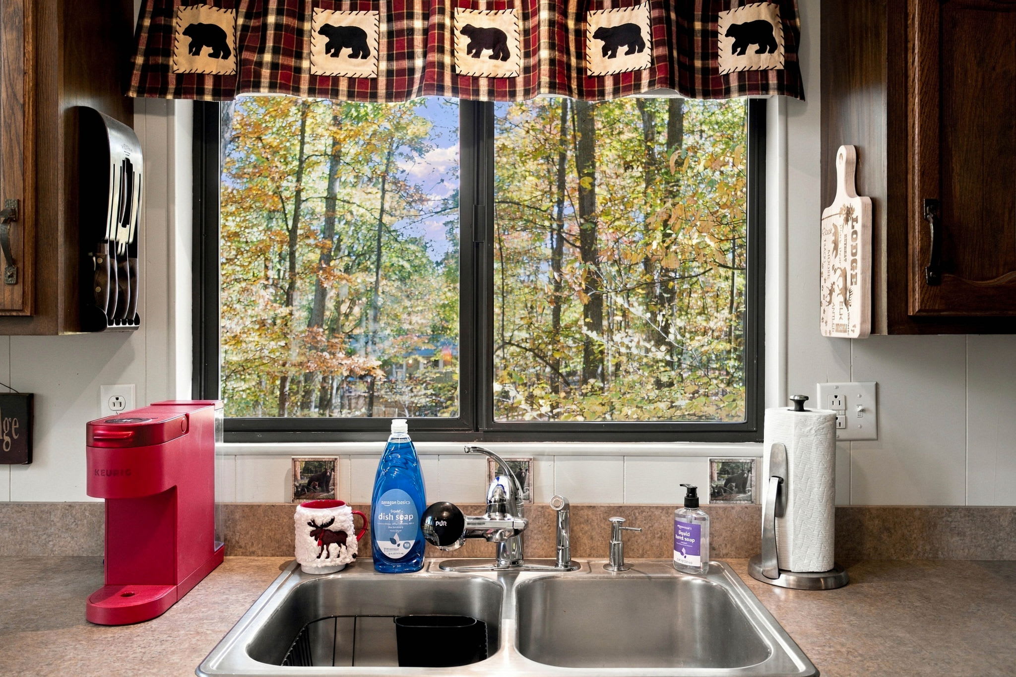 The Woods Resort: + Cozy Fireplace