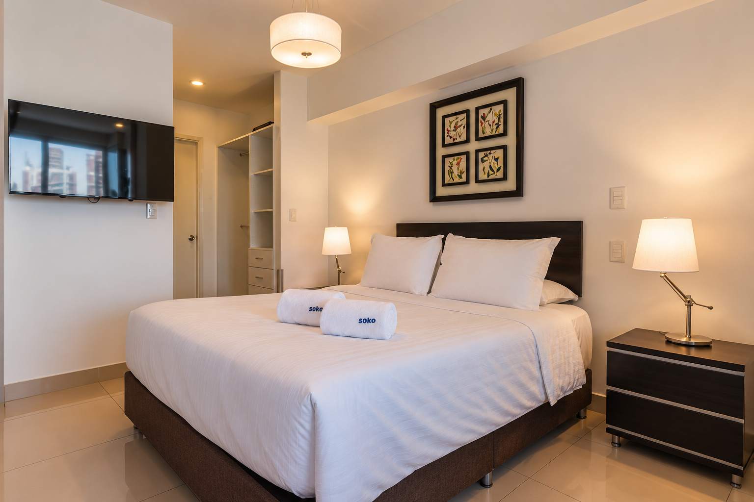 Geko | Glamorous Loft w/ Balcony near the Malecón — Miraflores, Lima region — vacation rental