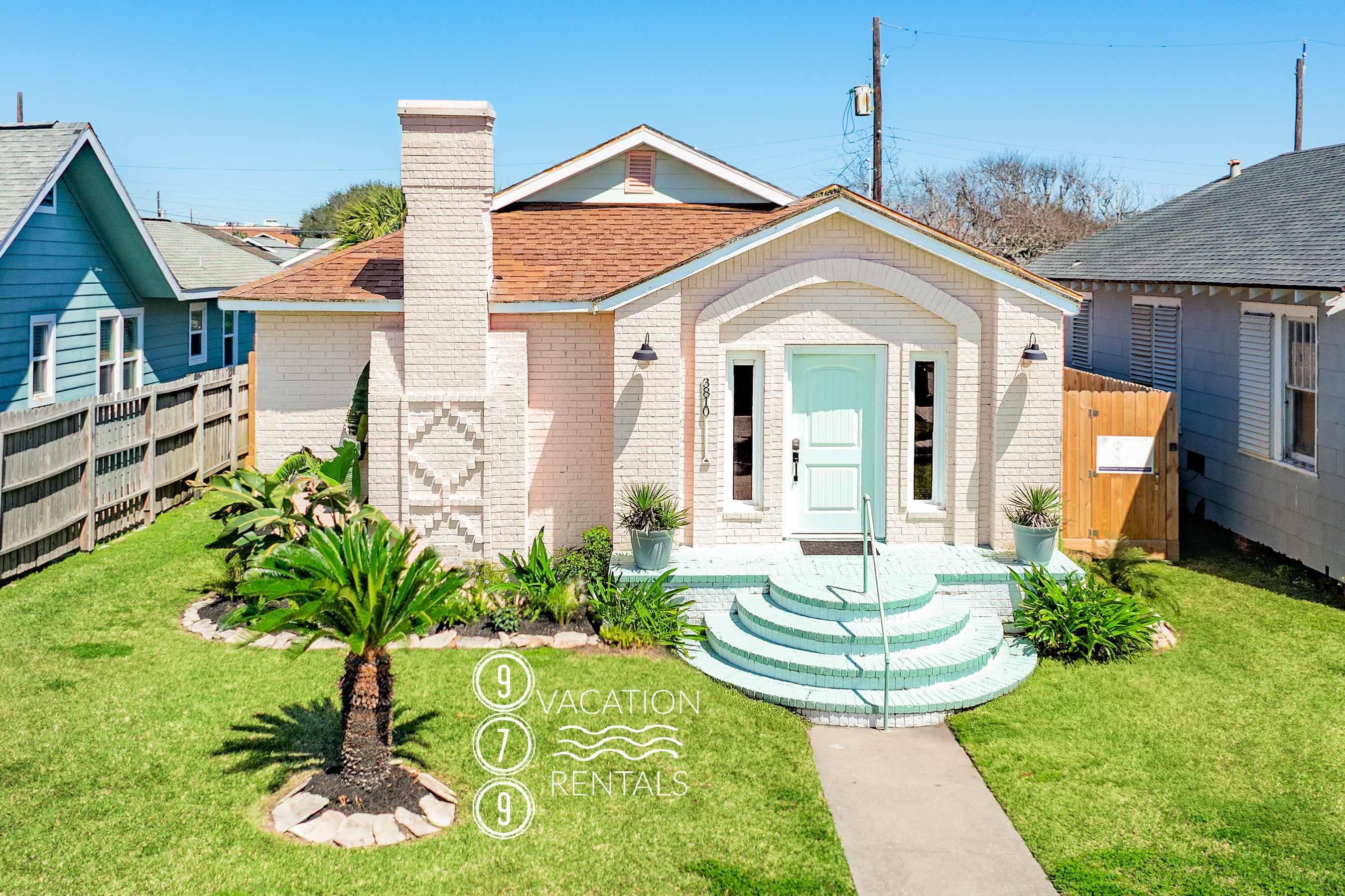 Featured Property Mid Tide Modern Easy Walk Easy Stay Easy Living