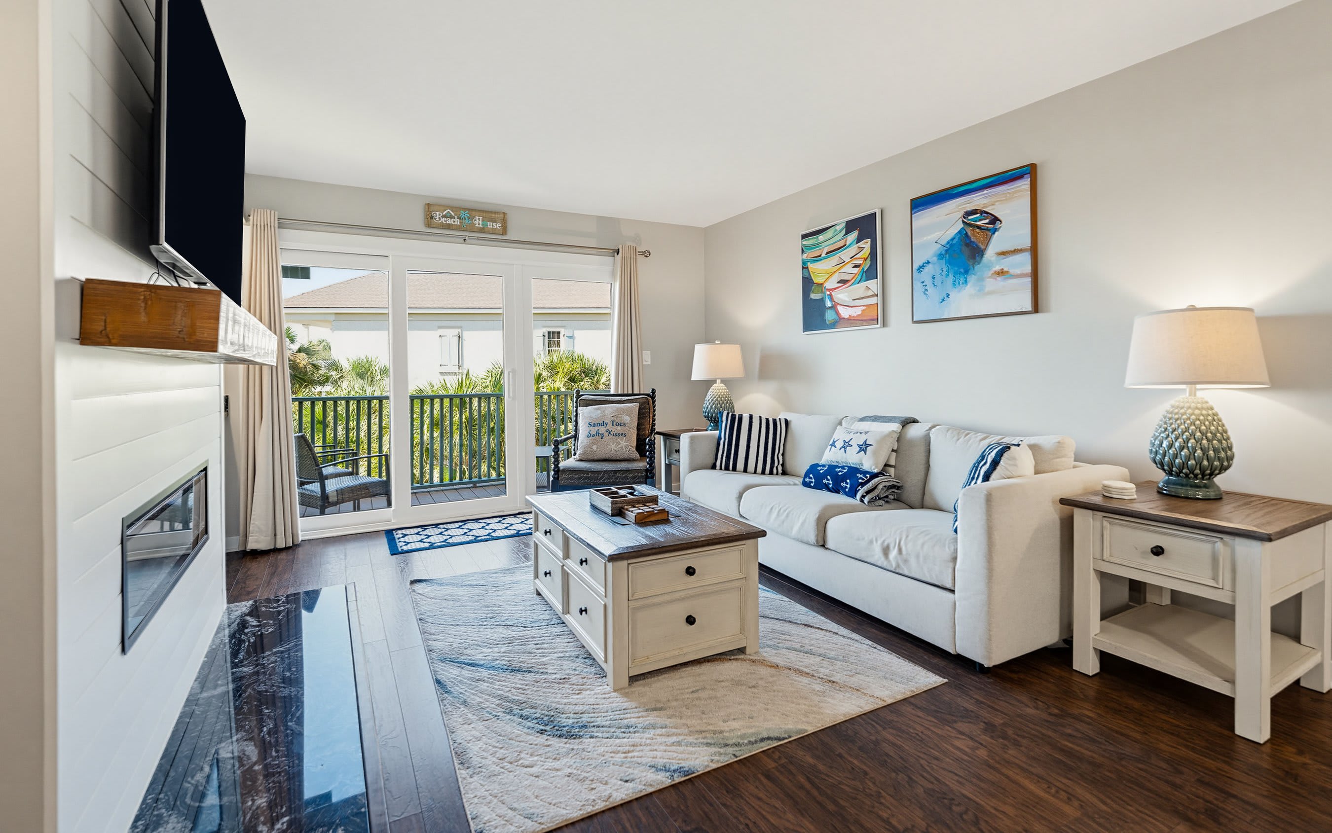661 Newhaven | Photo 5