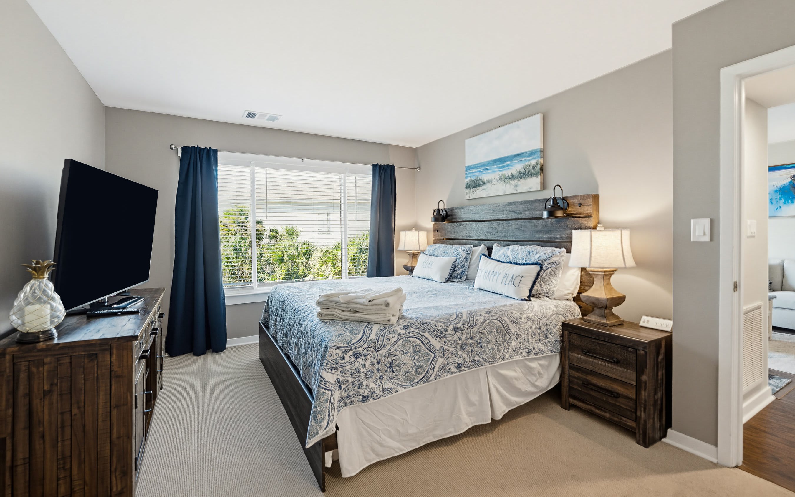 661 Newhaven | Photo 26