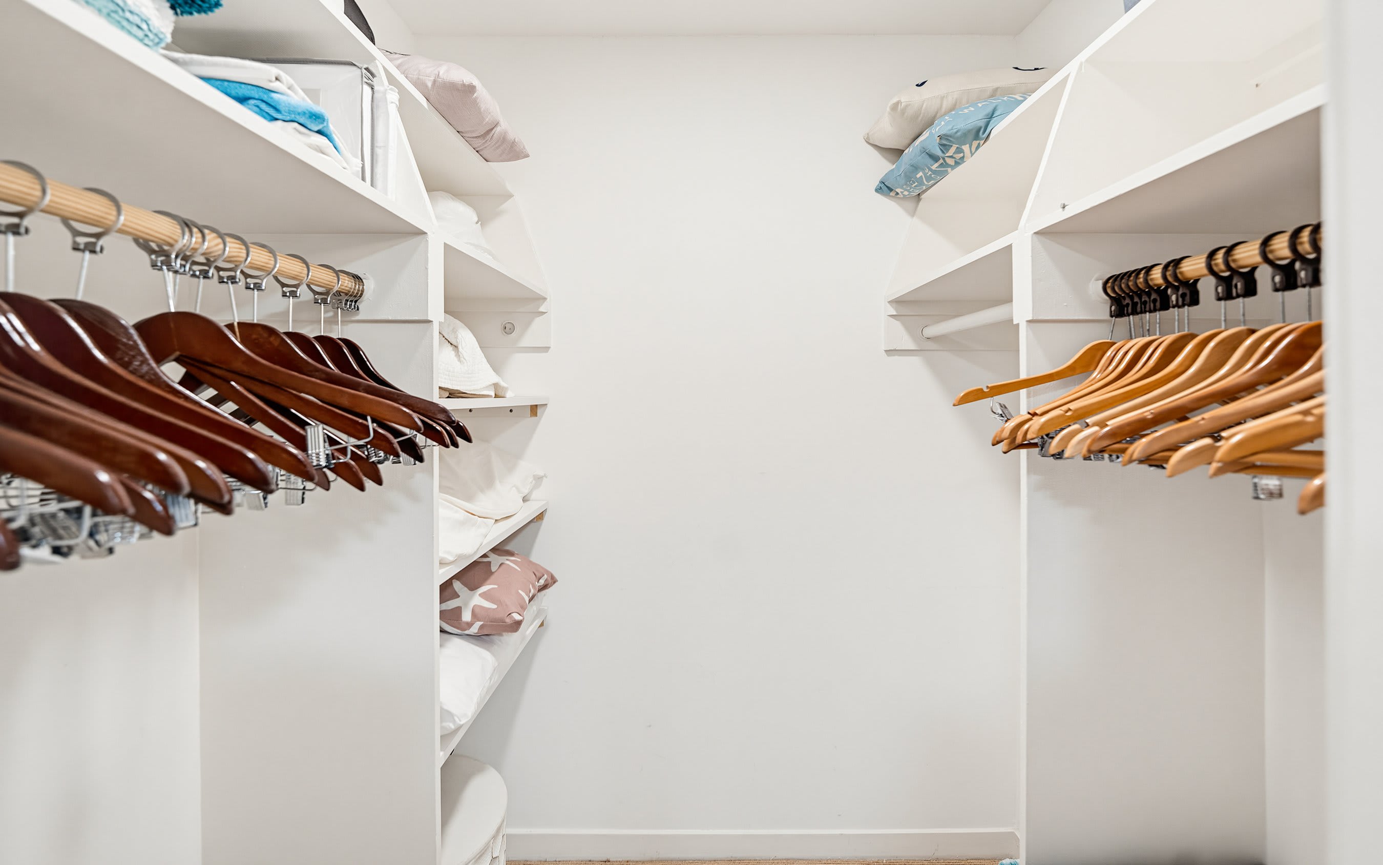 661 Newhaven | Photo 30