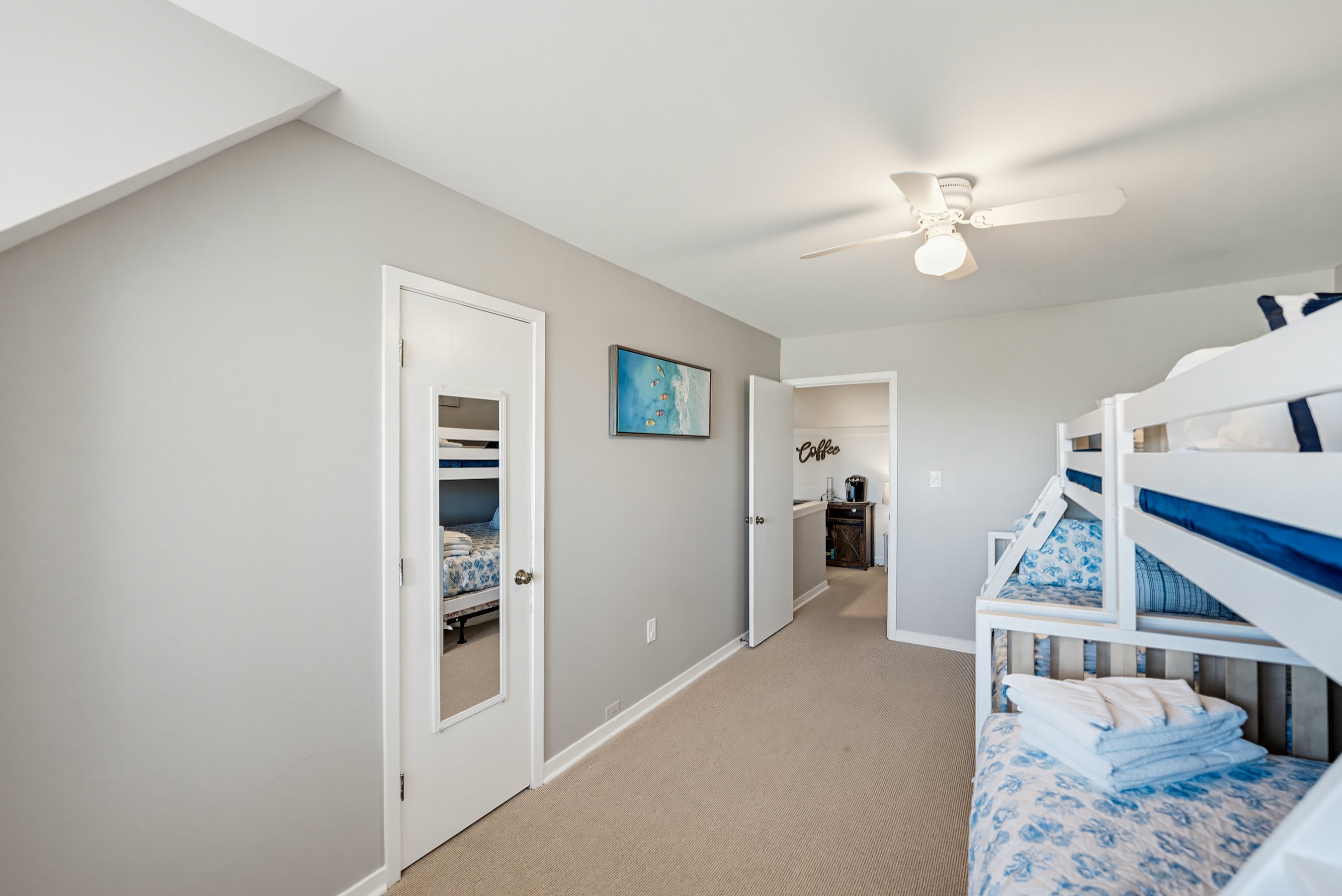 661 Newhaven | Photo 40