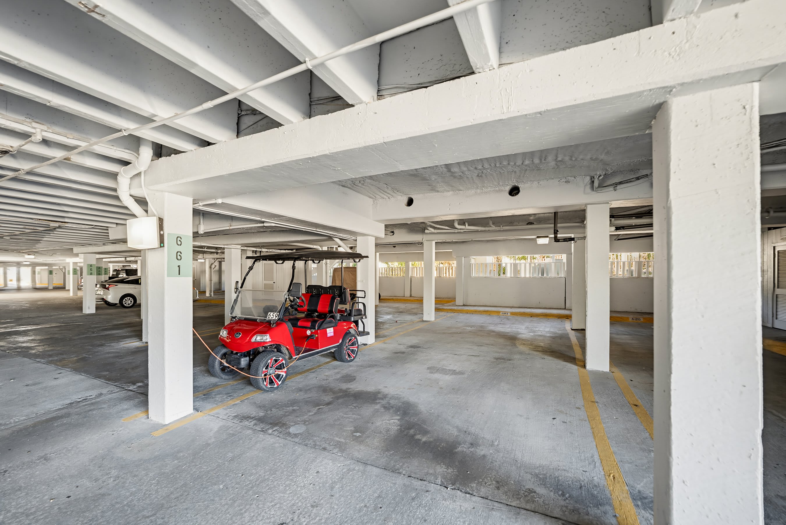 661 Newhaven | Photo 42