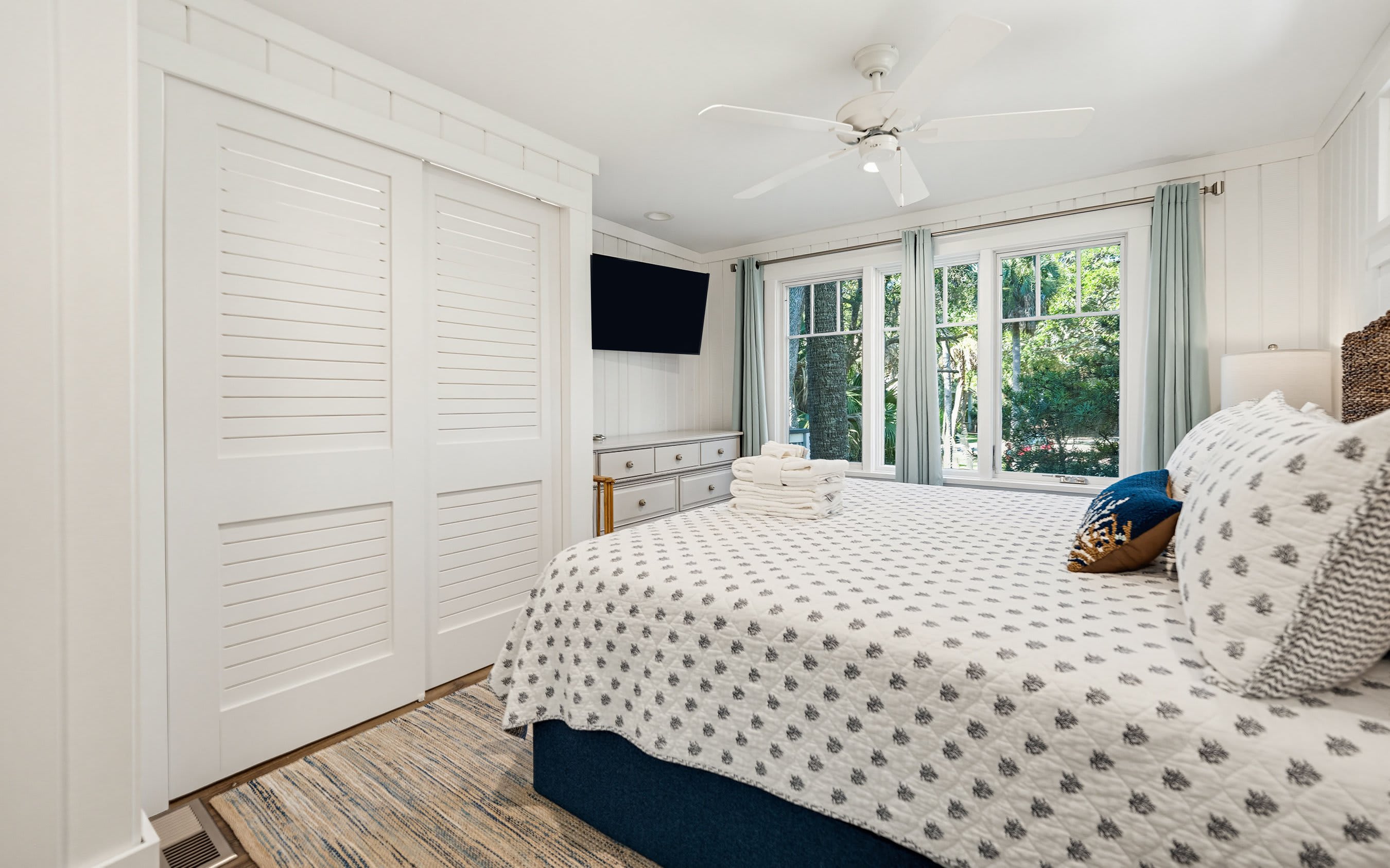 The Primary Suite with King Bed and an Ensuite 