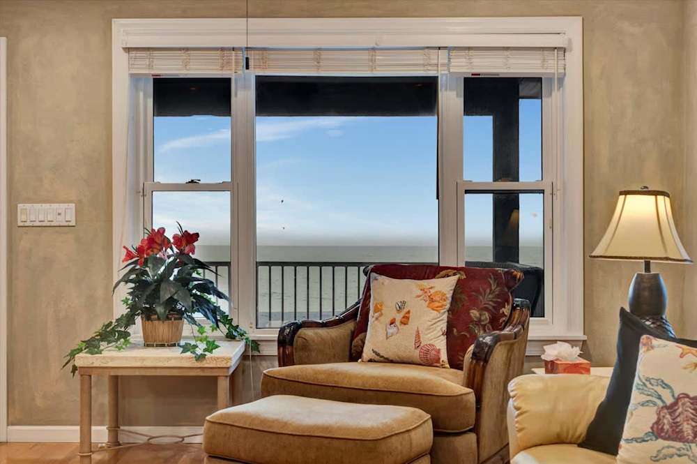 Oceanfront Living: Views from Every Angle