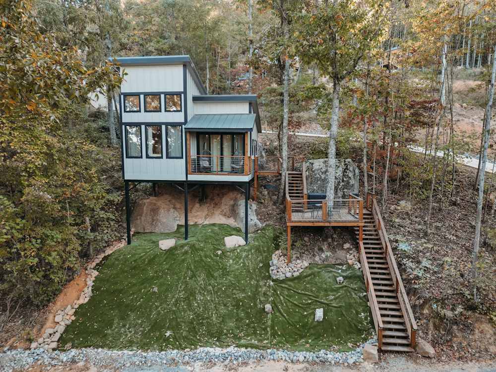 The Evergreen Treehouse photo 2