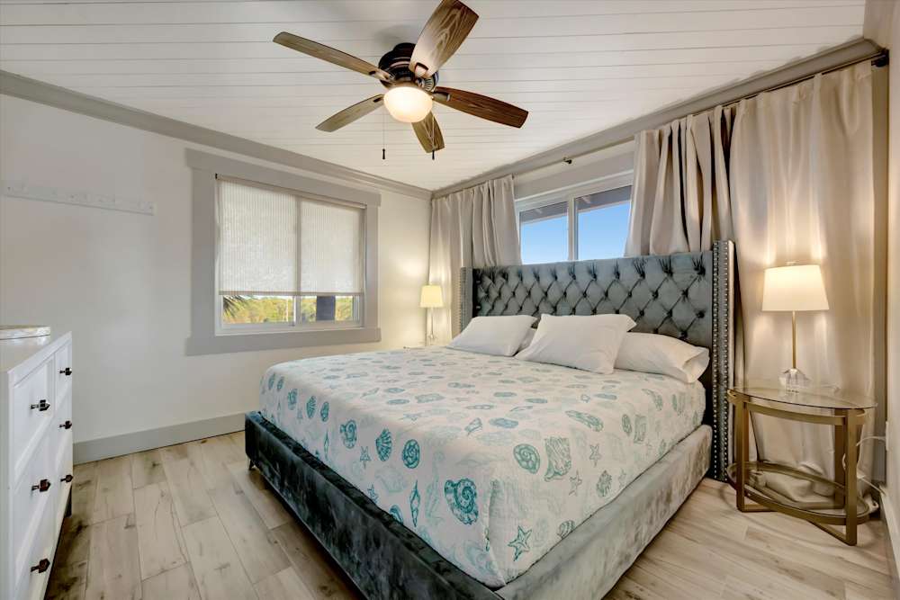 Spacious bedroom with cozy coastal décor