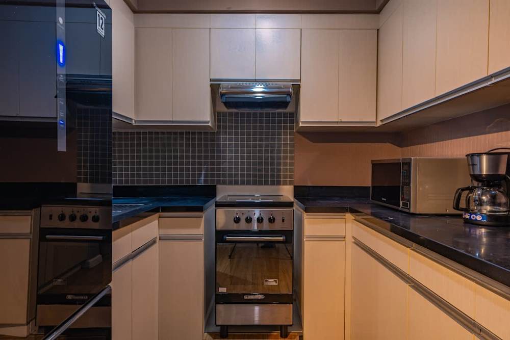 2BR · Abreeza