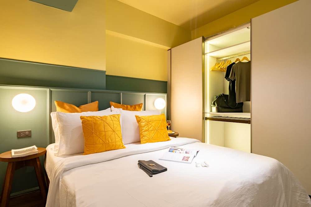 2BR · Aeon Towers