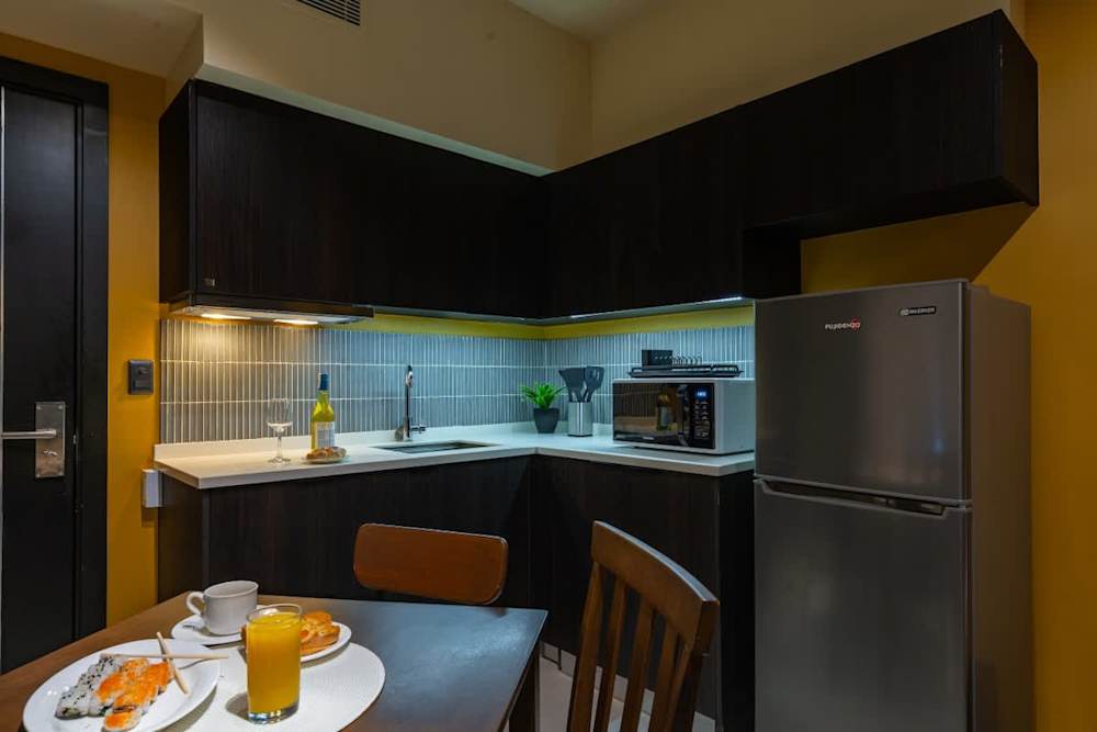 1BR · Aeon Towers