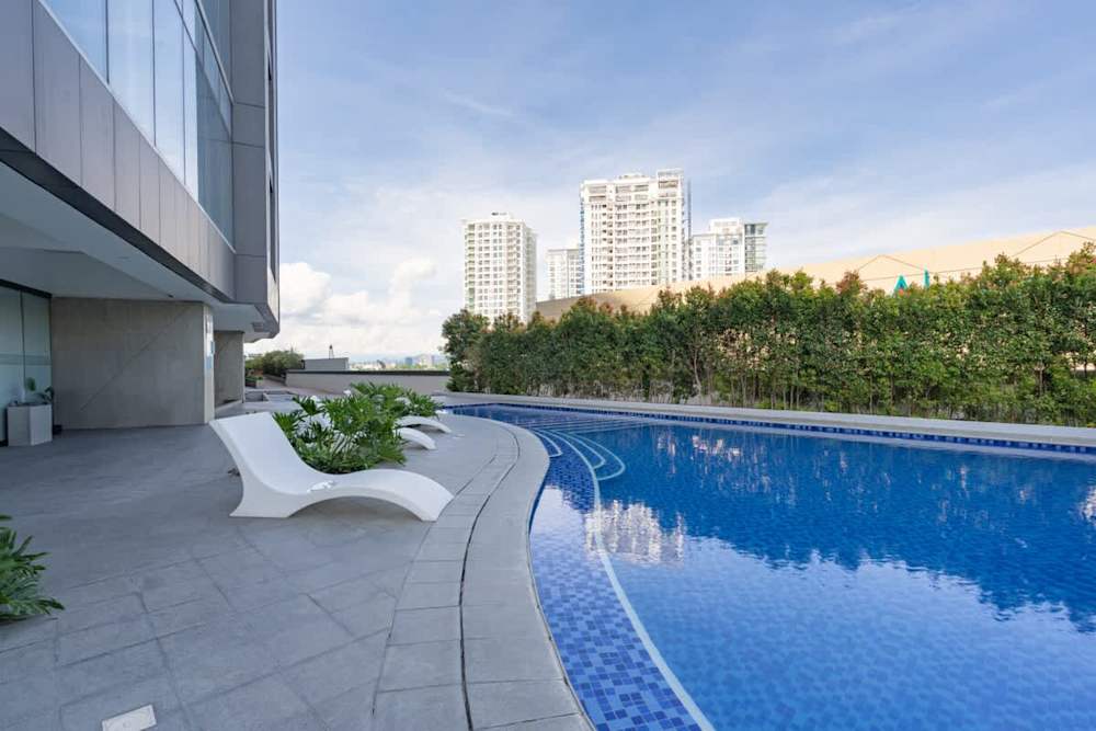 1BR · Aeon Towers