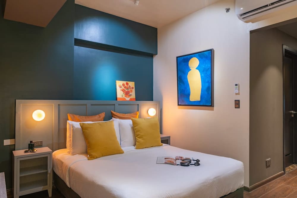 1BR · Aeon Towers