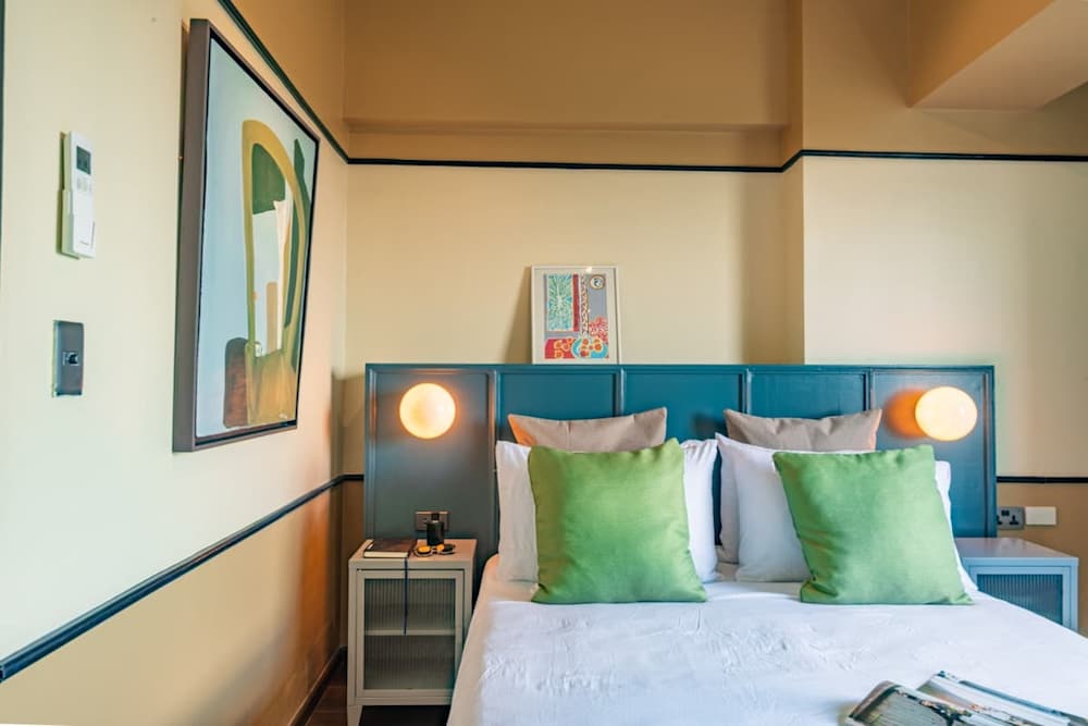 1BR · Aeon Towers