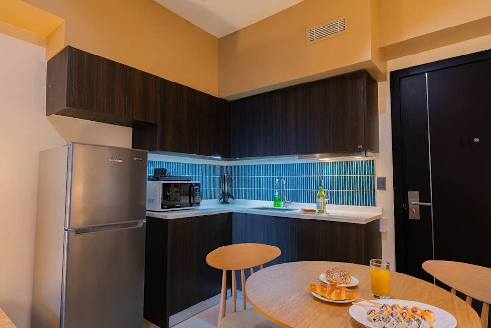 1BR · Aeon Towers