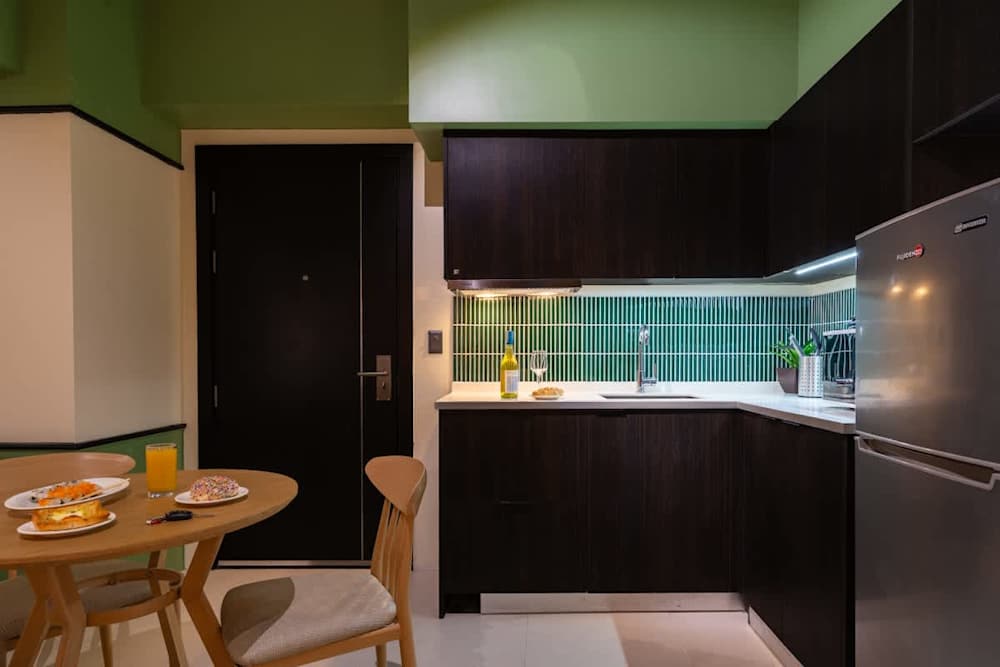 1BR · Aeon Towers