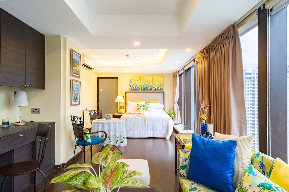 2BR · Aeon Towers