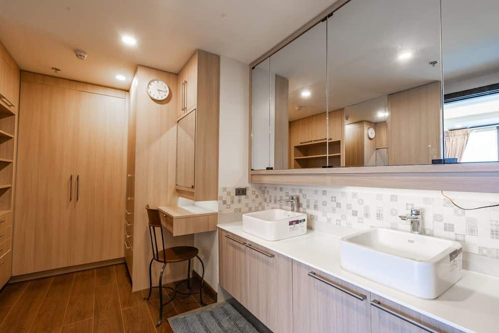 2BR · Aeon Towers