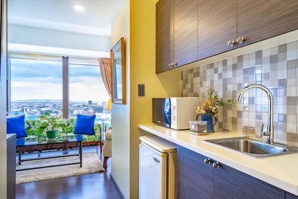 2BR · Aeon Towers