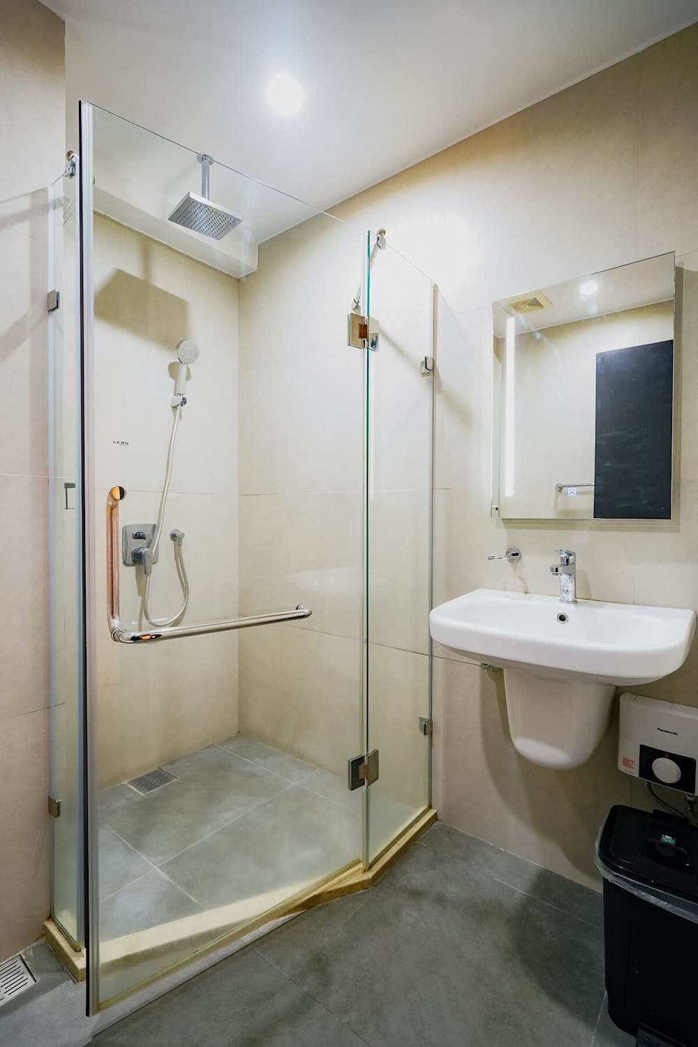 1BR · Aeon Towers
