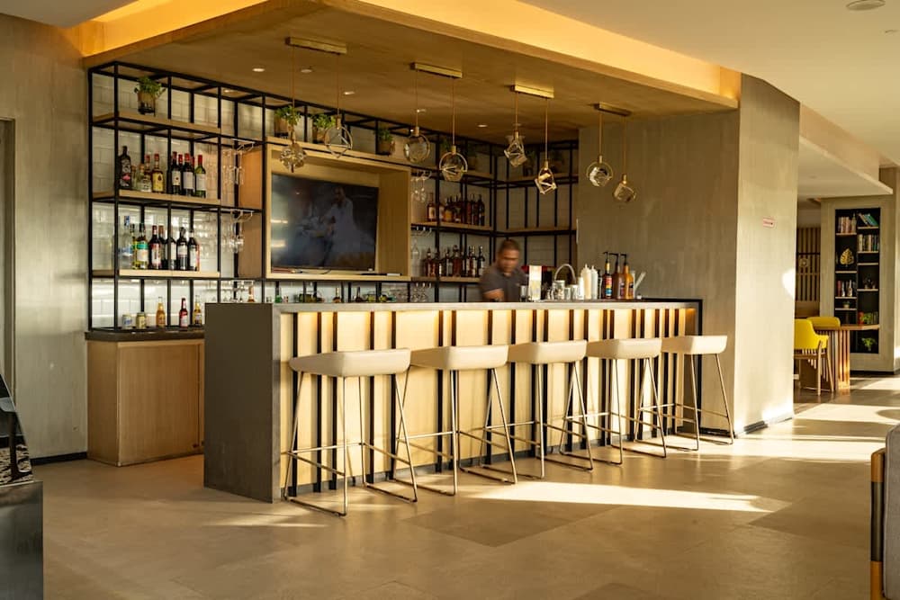 1BR · Aeon Towers