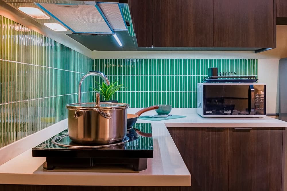 1BR · Aeon Towers