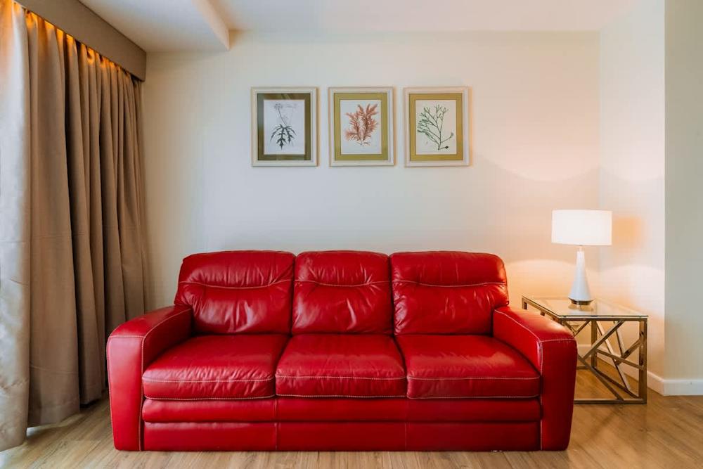 2BR · Abreeza