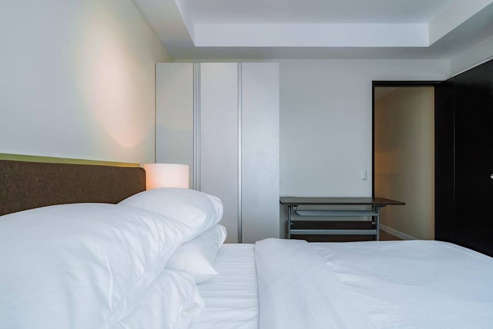 2BR · Abreeza