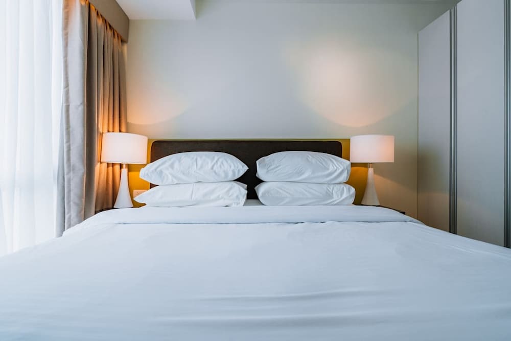 2BR · Abreeza