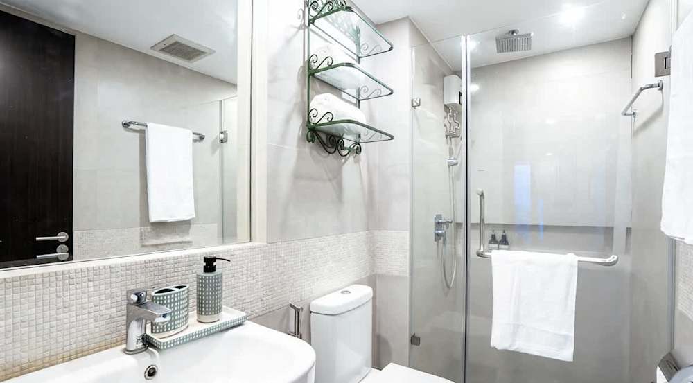 2BR · Aeon Towers