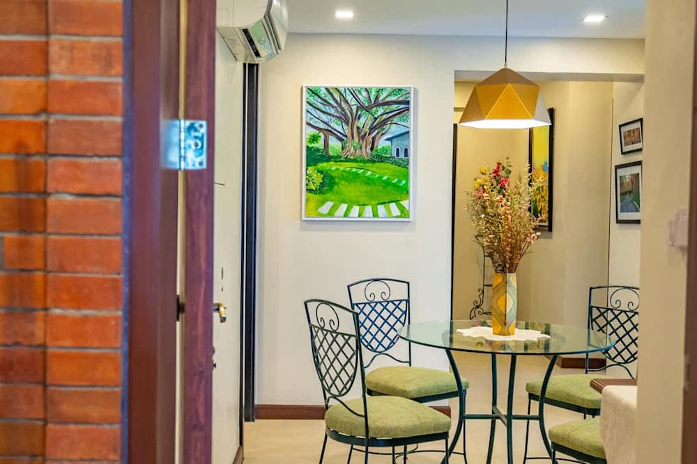 2BR · Aeon Towers