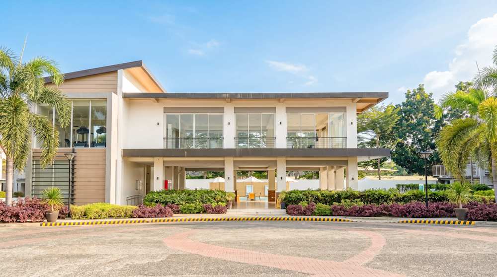 2BR · 8 Spatial