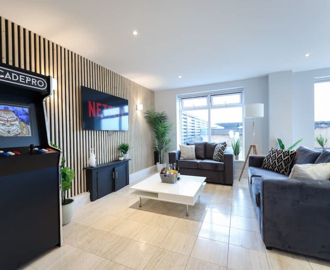 Flat in Cambridge: Penthouse with Rooftop Hot Tub