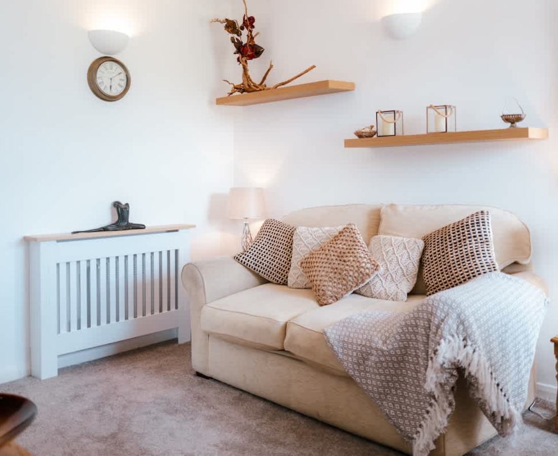 Flat in Herne Bay: Sea-View Herne Bay Apartment · Parking · Sleeps 5