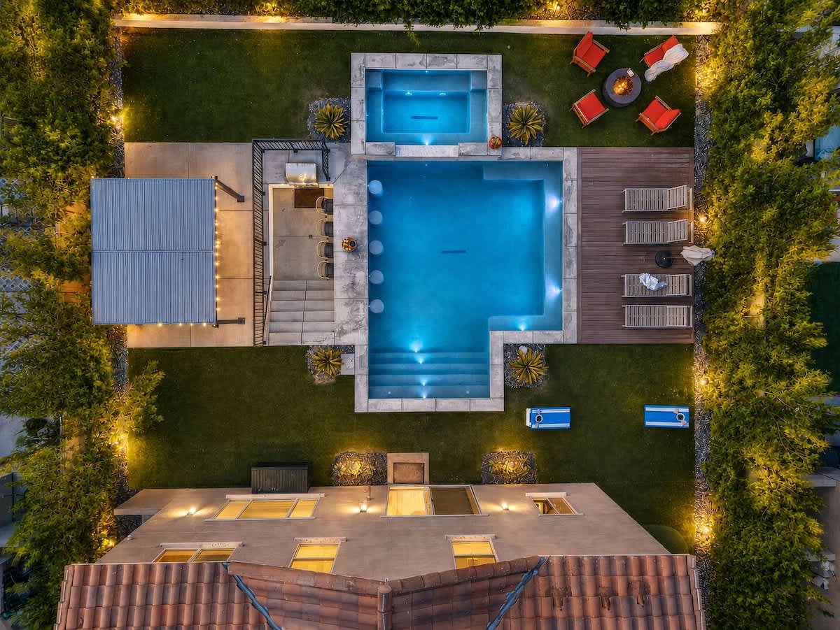 Wanderlust | Pool+Spa, Sunken BBQ, FirePit, Games!