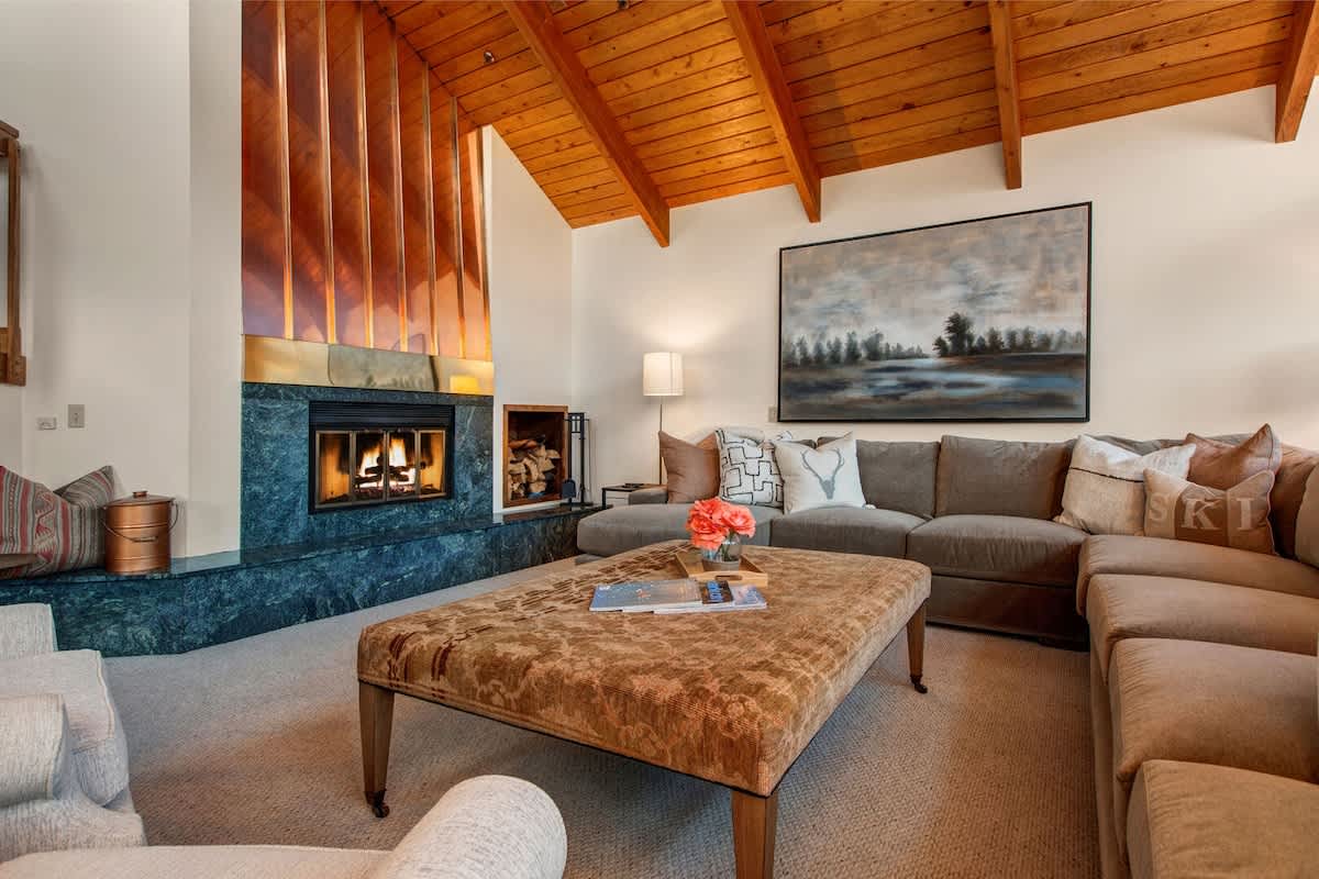 Abode at the Peak, ski shuttle, hot tub, Deer Valley pinnacle